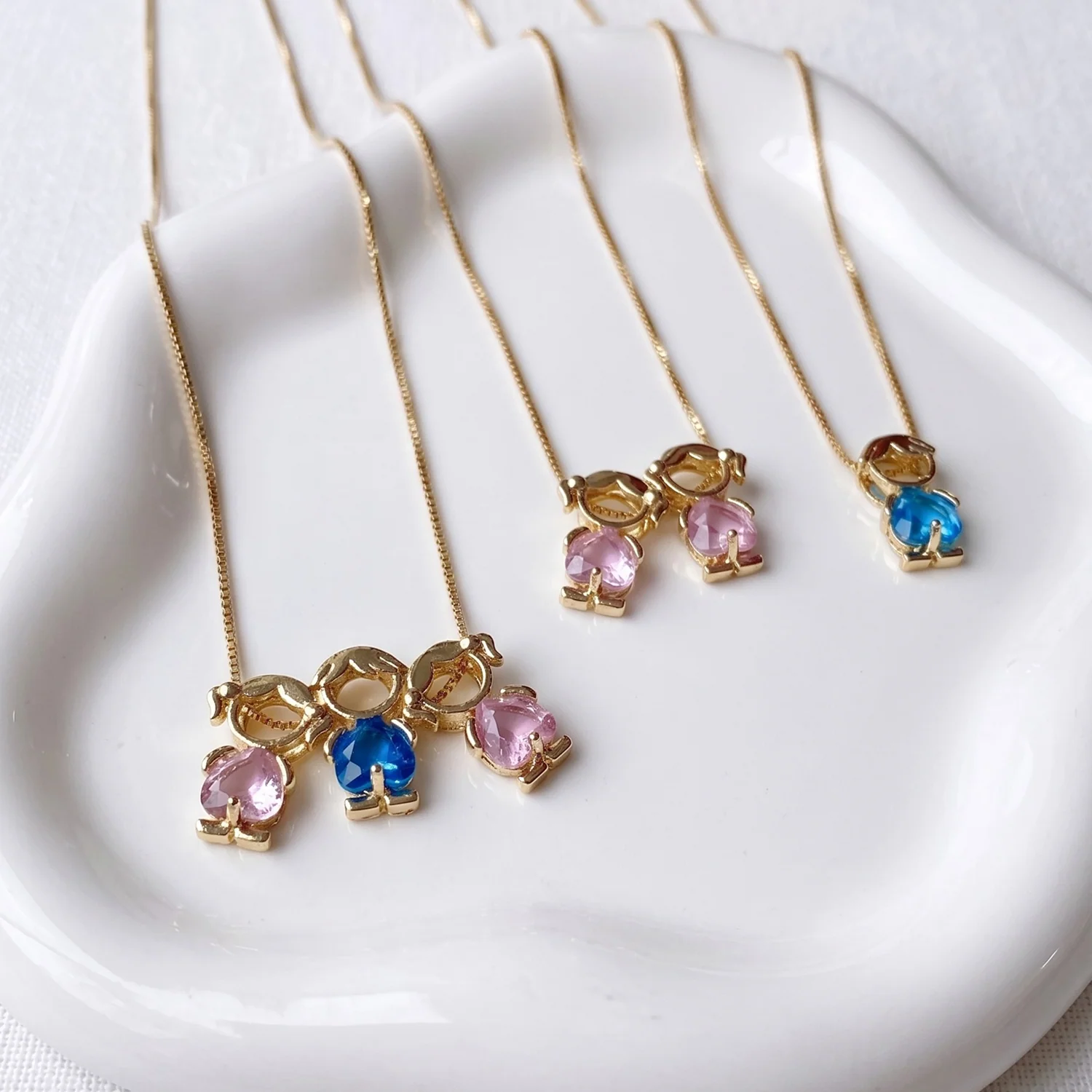 Nivora - Children’s Necklace - Image 3