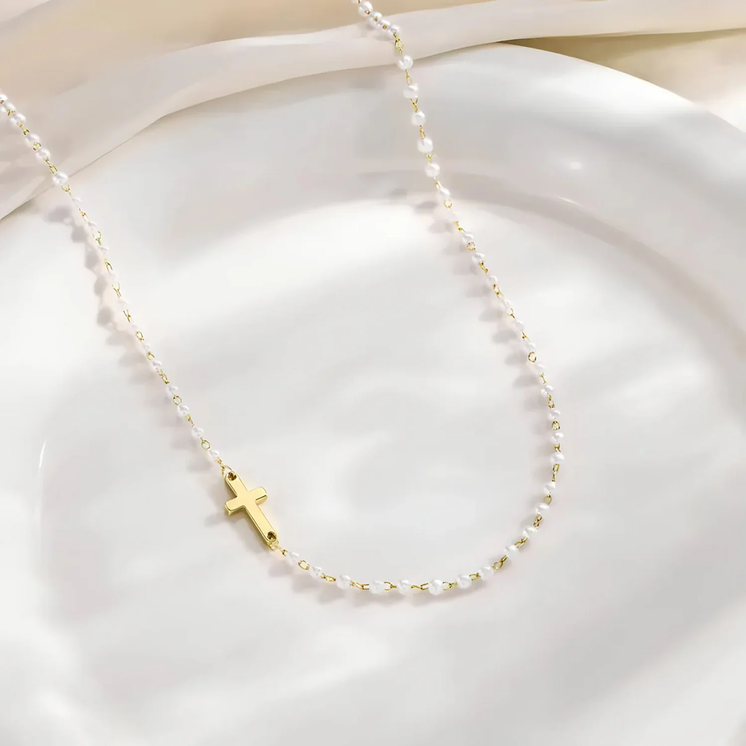 The Eternal Pearl Necklace - Image 4