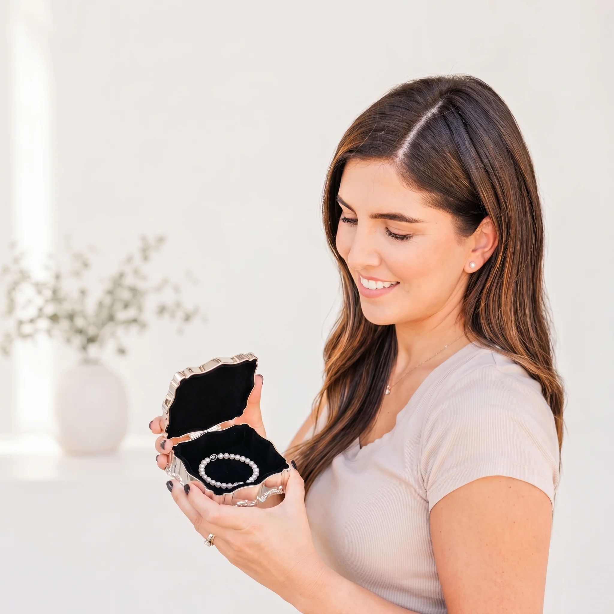 Timeless Personalized Jewelry Box - Image 3